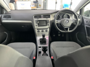 2014 Volkswagen Golf 1.6 Tdi Bluemotion Tech Se Euro 5 (s/s) 5dr in Silver — image 2