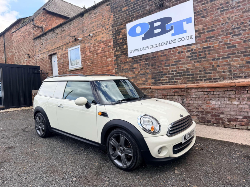 2013 MINI Clubvan 1.6 Clubvan Cooper D in White — image 1
