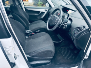2013 Citroen C4 Picasso 1.6 E-Hdi Airdream Edition MPV 5dr Diesel Egs6 Euro 5 (s/s) (110 Ps) in White — image 5