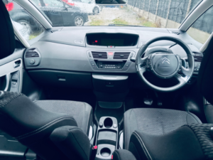 2013 Citroen C4 Picasso 1.6 E-Hdi Airdream Edition MPV 5dr Diesel Egs6 Euro 5 (s/s) (110 Ps) in White — image 6