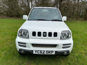 2012 Suzuki Jimny 1.3 Sz3 Estate in White — image 2