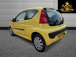 2010 Peugeot 107 1.0 12v Urban in Yellow — image 5