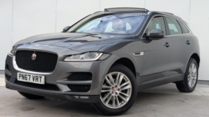2017 Jaguar F-Pace 2.0 D180 Portfolio Auto AWD Euro 6 (s/s) 5dr in Grey — image 3