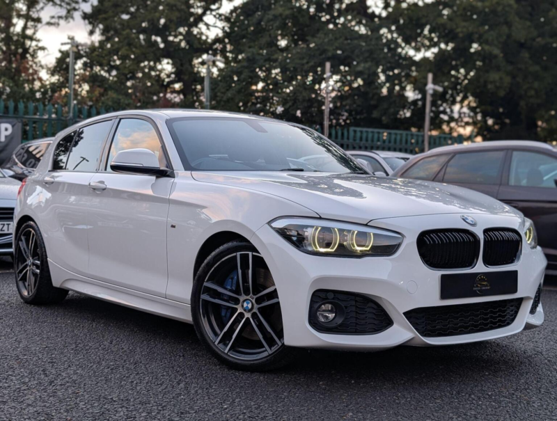 2017 BMW 1 Series 1.5 118i M Sport Shadow Edition Euro 6 (s/s) 5dr in White — image 1