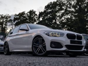 2017 BMW 1 Series 1.5 118i M Sport Shadow Edition Euro 6 (s/s) 5dr in White — image 2