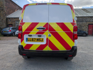 2018 Peugeot Expert 2.0 Bluehdi 1400 Professional Standard Panel Van Mwb Euro 6 (s/s) 6dr in White — image 4