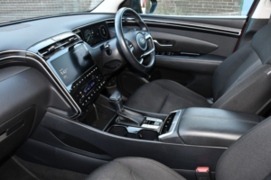 2023 Hyundai Tucson 1.6 T-Gdi Mhev Premium SUV 5dr Petrol Hybrid Dct Euro 6 (s/s) (150 Ps) in Red — image 4