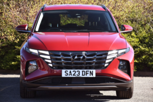 2023 Hyundai Tucson 1.6 T-Gdi Mhev Premium SUV 5dr Petrol Hybrid Dct Euro 6 (s/s) (150 Ps) in Red — image 5