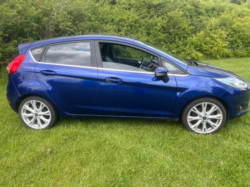 2015 Ford Fiesta 1.0 T Ecoboost Titanium X in Blue — image 1
