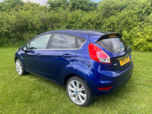 2015 Ford Fiesta 1.0 T Ecoboost Titanium X in Blue — image 3