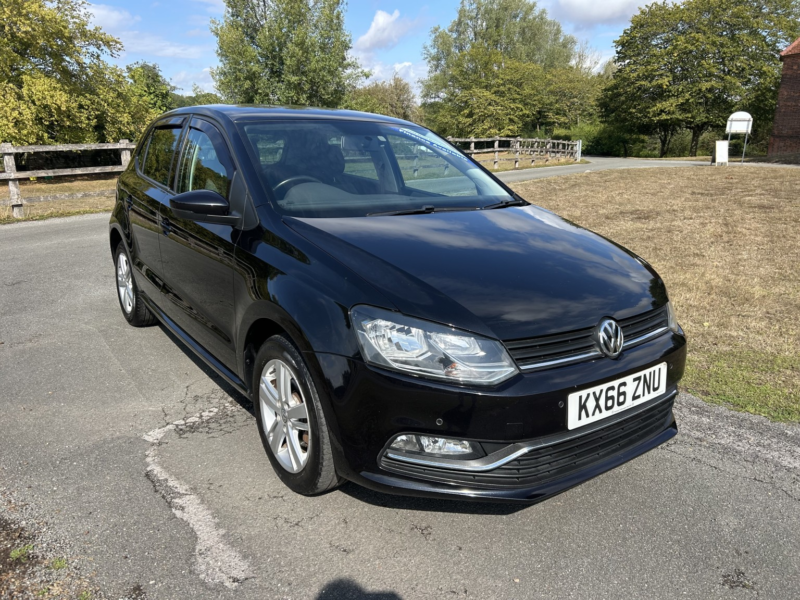 2016 Volkswagen Polo 1.2 Tsi Bluemotion Tech Match in Black — image 1
