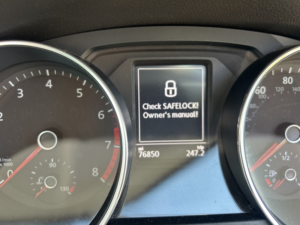 2016 Volkswagen Polo 1.2 Tsi Bluemotion Tech Match in Black — image 6