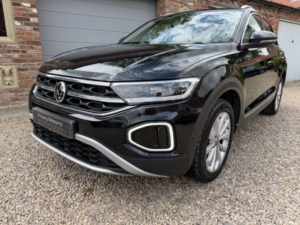 2022 Volkswagen T-Roc 1.5 Tsi Style in Black — image 5