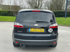 2010 Ford S-Max 2.0 Tdci Titanium 5dr in Black — image 6