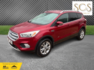 2017 Ford Kuga 1.5 T Ecoboost Titanium in Red — image 3