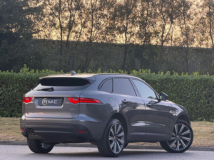 2016 Jaguar F-Pace 2.0 D180 R-Sport Auto AWD Euro 6 (s/s) 5dr in Grey — image 3