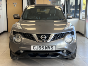 2015 Nissan Juke 1.2 Dig-T Tekna in Grey — image 2
