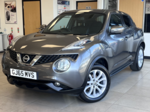 2015 Nissan Juke 1.2 Dig-T Tekna in Grey — image 3