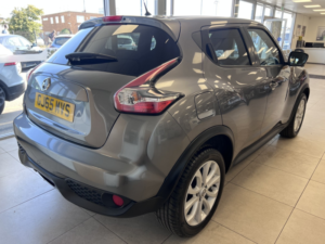 2015 Nissan Juke 1.2 Dig-T Tekna in Grey — image 5