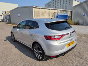 2017 Renault Megane 1.2 Tce Dynamique Nav Euro 6 (s/s) 5dr in Silver — image 4