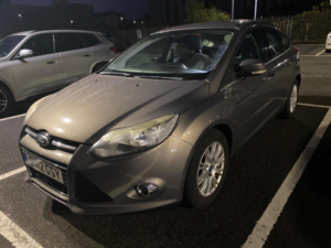 2012 Ford Focus 1.6t Ecoboost Titanium Euro 5 (s/s) 5dr in Brown — image 2