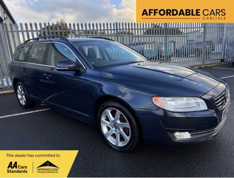 2013 Volvo V70 Se 2.0 D4 Estate in Blue — image 1