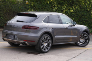 2015 Porsche Macan 3.6t V6 Turbo Pdk 4WD Euro 6 (s/s) 5dr in Grey — image 3