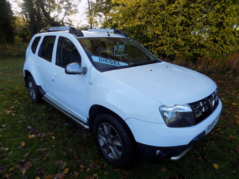2015 Dacia Duster 1.5 Dci Laureate Euro 6 (s/s) 5dr in White — image 1