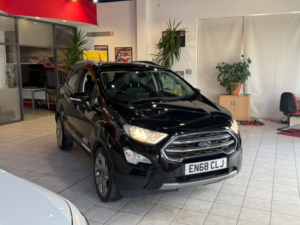 2018 Ford Ecosport 1.0 T Ecoboost Titanium in Black — image 2