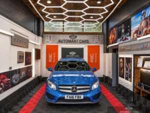 2016 Mercedes-Benz Gla 2.1 Gla200d Amg Line 7g-Dct Euro 6 (s/s) 5dr in Blue — image 2