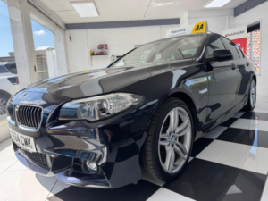 2014 BMW 5 Series 2.0 520d M Sport Auto Euro 6 (s/s) 4dr in Black — image 3