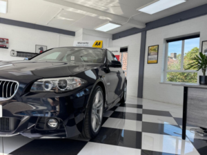 2014 BMW 5 Series 2.0 520d M Sport Auto Euro 6 (s/s) 4dr in Black — image 5
