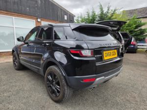2018 Land Rover Range Rover Evoque 2.0 Ed4 Se Tech SUV 5dr Diesel Manual Fwd Euro 6 (s/s) (150 Ps) in Black — image 3