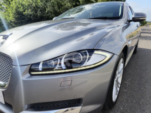 2012 Jaguar Xf 2.2d Premium Luxury Auto Euro 5 (s/s) 4dr in Grey — image 5