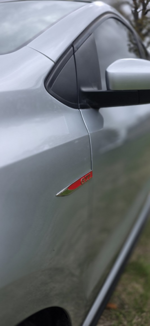 2016 Volkswagen Polo 1.8 Tsi Bluemotion Tech Gti in Silver — image 2