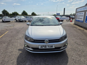 2018 Volkswagen Polo 1.0 Tsi Se Euro 6 (s/s) 5dr in Silver — image 2