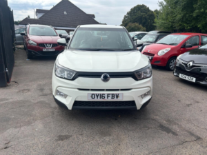 2016 Ssangyong Tivoli 1.6 E-Xdi Ex in White — image 2