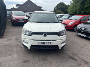 2016 Ssangyong Tivoli 1.6 E-Xdi Ex in White — image 3