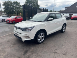 2016 Ssangyong Tivoli 1.6 E-Xdi Ex in White — image 5