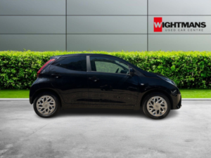 2018 Toyota Aygo 1.0 Vvt-I X-Play in Black — image 2