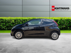 2018 Toyota Aygo 1.0 Vvt-I X-Play in Black — image 6