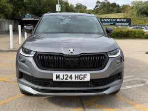 2024 Skoda Kodiaq 2.0 Tdi Sportline DSG 4WD Euro 6 (s/s) 5dr (7 Seat) in Grey — image 2