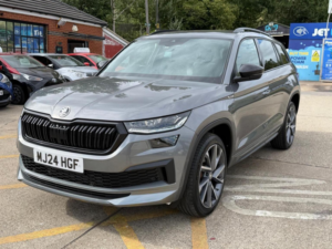 2024 Skoda Kodiaq 2.0 Tdi Sportline DSG 4WD Euro 6 (s/s) 5dr (7 Seat) in Grey — image 3