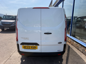 2022 Ford Transit Custom 2.0 300 Ecoblue Leader Panel Van 5dr Diesel Manual L2 H1 Euro 6 105 Ps in White — image 5