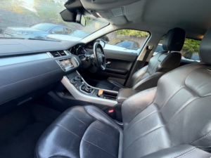 2016 Land Rover Range Rover Evoque Td4 Se Tech in Black — image 2