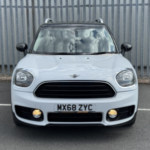 2018 MINI Countryman 2.0 D All4 in White — image 3