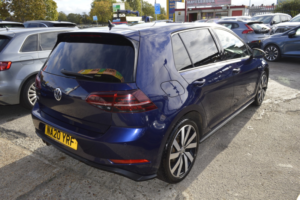 2020 Volkswagen Golf 1.4 Tsi 8.7kwh Gte Advance in Blue — image 2