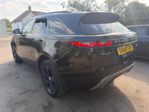 2019 Land Rover Range Rover Velar 2.0 D180 S Auto 4WD Euro 6 (s/s) 5dr in Black — image 3