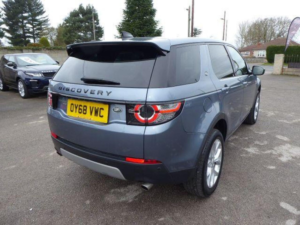 2018 Land Rover Discovery Sport 2.0 Td4 Hse Auto 4WD Euro 6 (s/s) 5dr in Blue — image 4