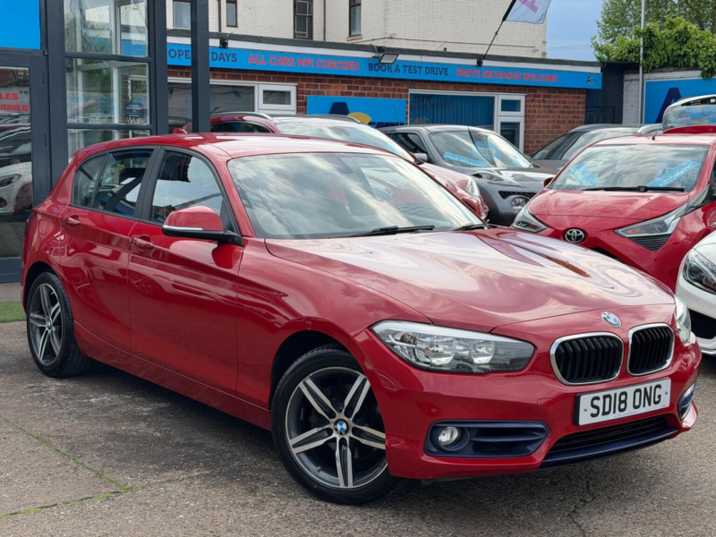2018 BMW 1 Series 2.0 120i Sport Euro 6 (s/s) 5dr in Red — image 1
